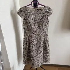 TOCCA 花柄刺繍 半袖ひざ丈ワンピース サイズ2