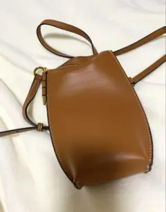 ブラウン ショルダーバッグ ポケット付き