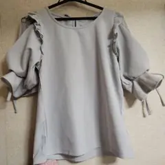 値下げ GLR グレー フリル リボン 半袖トップス