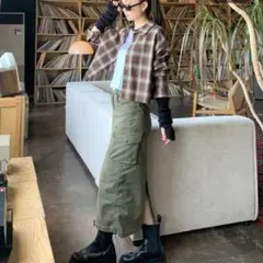 SHAGGIE サイドシャーリングミリタリーミディ丈スカートのサムネイル