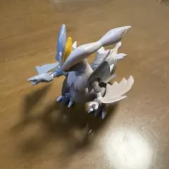ポケモン わくわく一番くじ フィギュア ホワイトキュレム ブラック