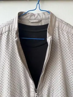 値下げ‼️カルバンクライン　カジュアル　べージュ　メッシュ ナイロンジャケット