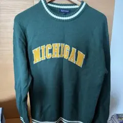 MICHIGANロゴ入りグリーンニットセーターのサムネイル