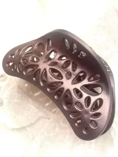 紫色花模様ヘアクリップ