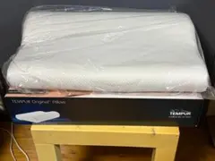 め*ん様 TEMPUR Original Pillow ホワイト サイズSのサムネイル