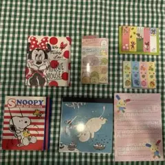 可愛いメモ帳と付箋の集まり！
