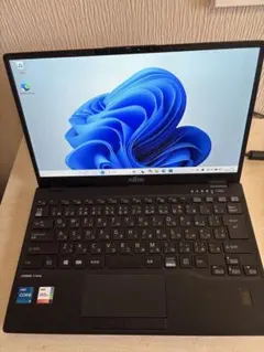 【良品！】富士通 LIFEBOOK U9311/F 第11世代 i5 256GBのサムネイル