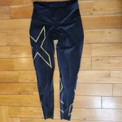 【2XU】【美品】 ロングタイツ　黒 ゴールド