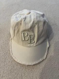BEAMS フリンジキャップ クリーム色のサムネイル