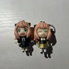 アーニャ キーホルダー　2体セット