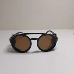 Item thumbnail for item ccc6966a-50c4-4e8f-81d2-100e9b433e2c