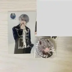 Scapegoat ひかる 缶バッジとブロマイド