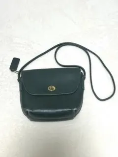 激レアな未使用品✨️OLD COACH　ショルダーバッグ　グリーン　金具 オールドコーチ ☆ USA製 ターンロック レザー ショルダーバッグ