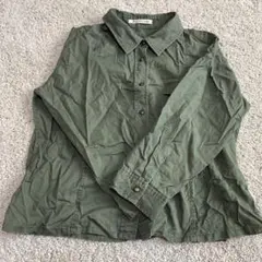 マジェスティックレゴン　カーキ　シャツのサムネイル