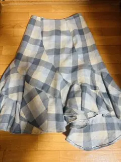 armoire capriceチェック柄フレアスカート ブルー系 アシンメトリー