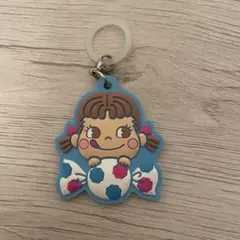 PEKO×サンリオ　ぷっくりめじるしアクセサリー　ペコちゃんB ガチャ