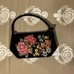 花柄刺繍　黒スエードハンドバッグ　feiler タグ付き