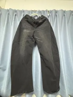 ブラック ワイドレッグデニム