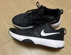 NIKE スニーカー