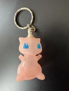 絶版レア希少】ポケモンキーホルダー鈴 レトロ 当時物 ミュウ - メルカリ