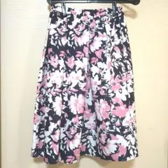 トッコ　スカート　ネイビー　花柄　М〜Ｌ　tocco　フレアスカート ピンクのサムネイル
