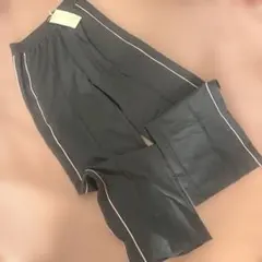 ZARA♡ザラ*グレーの長ズボン*164cm サイドライン付き*パンツ*タグつき
