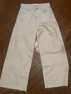 ZARA デニムパンツ ホワイト 切りっぱなしデニム