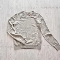 UNIQLO カシミヤクルーネックセーター