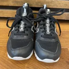 New Balance スニーカー　キッズ