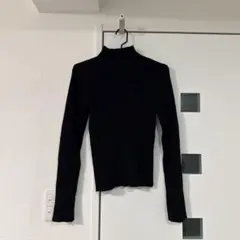 ほぼ未使用　GRL グレイル黒リブタートルネックセーター　黒ニット　長袖ニット