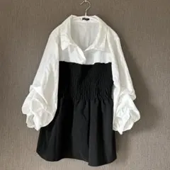 白黒バルーンスリーブシャツ