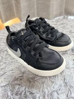 ジョーダン 1 LOW ALT キッズスニーカー　18cm