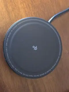 (値下げ！)Qiワイヤレス充電器 15W ブラック