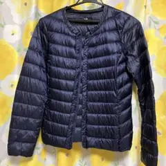 ユニクロ　ウルトラライトダウン　ネイビー　M