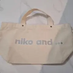 niko and ... アイボリー ハンドバッグ