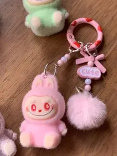 ウサギキャラクター　キーホルダー