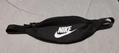 NIKE 　ボディバッグ　ウエストポーチ