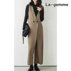 Item thumbnail for item a8bdce35-6a0b-4e70-ae66-5100165f8fbb