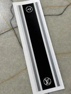 正規品 ルイヴィトン × Fragment 藤原ヒロシ 15㎝×4㎝ ステッカー