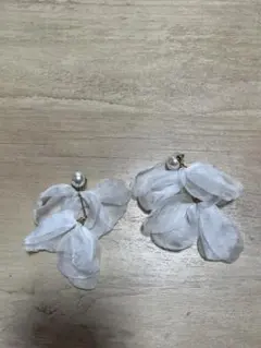ブライダルピアス　シフォンピアス