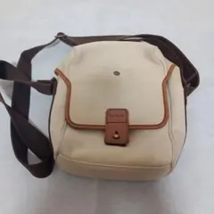 Item thumbnail for item 5bd003ef-36cb-4446-950a-e98a00fbfbb3