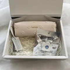 【ギフトボックス付】マリークワント ペンケース アイシャドウ