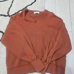オレンジ クルーネック セーター