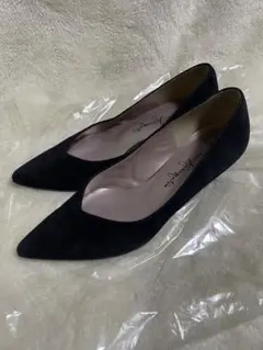 銀座かねまつ ブラック スエード ポインテッドトゥパンプスAQUA BELL