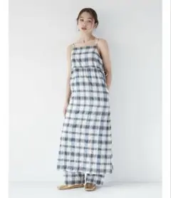 新品タグ付き　アングリッド　ワンピース