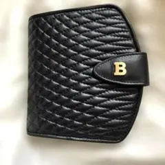 美品 Bally バリー　キルティング レザー 二つ折財布 黒ゴールド金具 ロゴ