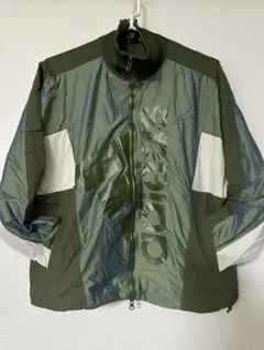 アディダス　ナイロンジャケット　Mサイズ　グリーン