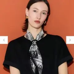 C*o様 今期☆新品タグ付き☆23区 スタンプ柄 シルク ダイヤ スカーフ