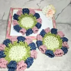 花デザインのかぎ針編みコースター 3枚セット