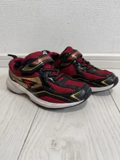 Item thumbnail for item 05aa6bff-8882-44eb-86ad-c3b3aab1f918